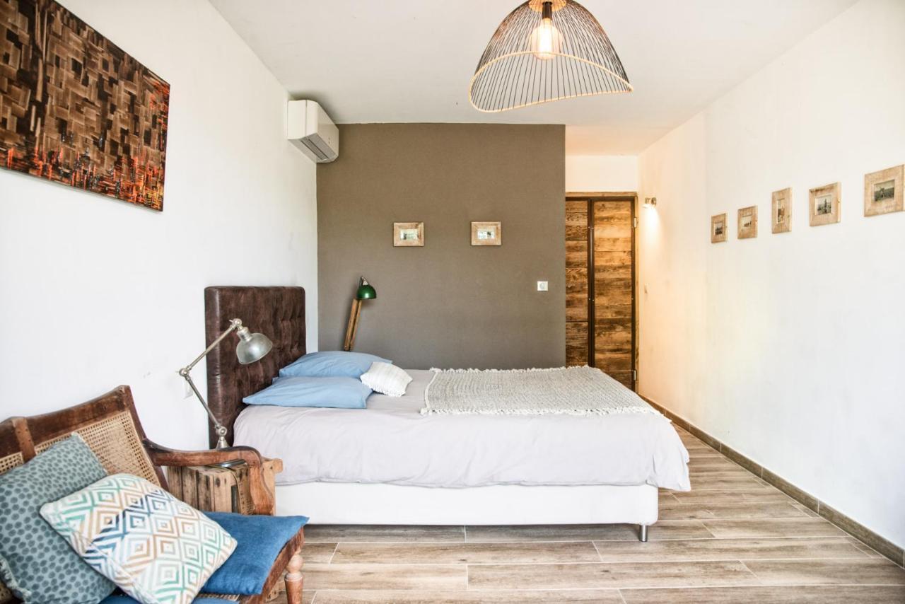 Mas De Bouvet En Camargue Bed & Breakfast Albaron Eksteriør bilde